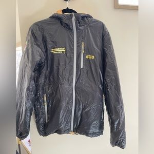 STIO Puffy Jacket W/ Guide Logo